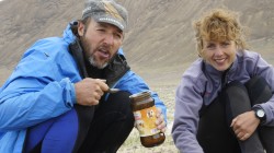 Hungerstrecke durch Tibet: pures Milchpulver zum Frühstück