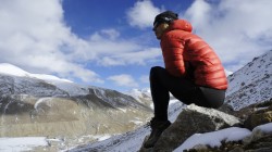 Herrlicher Ausblick - Annette oberhalb des Basislagers