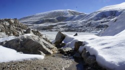 Nach den Schlechtwettertagen schmilzt der Schnee nur langsam.